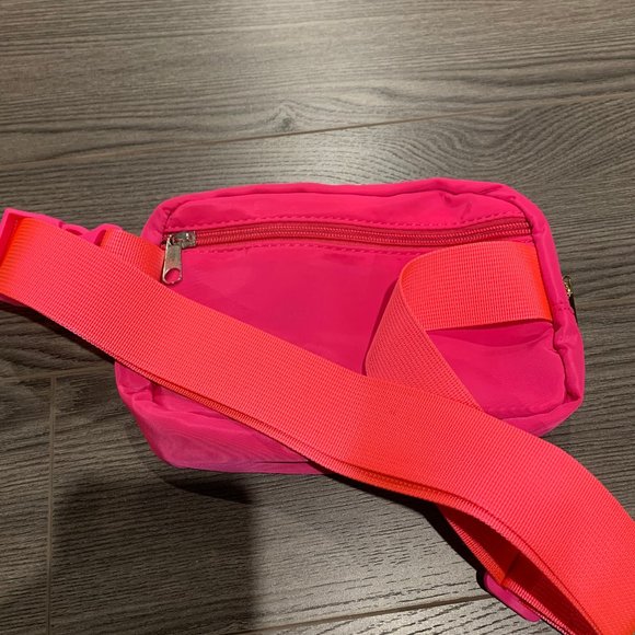 BELT BAG - HOT PINK - Picture 5 of 5